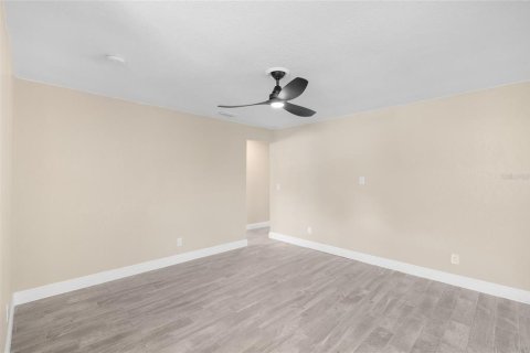 Casa en venta en Saint Petersburg, Florida, 3 dormitorios, 127.55 m2 № 1907823 - foto 14