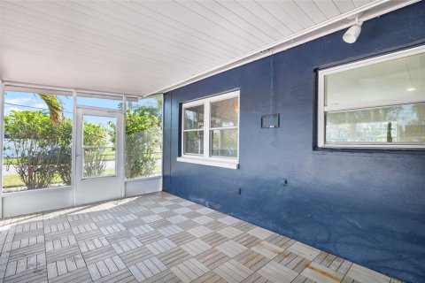 Casa en venta en Saint Petersburg, Florida, 3 dormitorios, 127.55 m2 № 1907823 - foto 30
