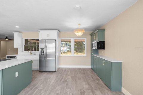 Casa en venta en Saint Petersburg, Florida, 3 dormitorios, 127.55 m2 № 1907823 - foto 9