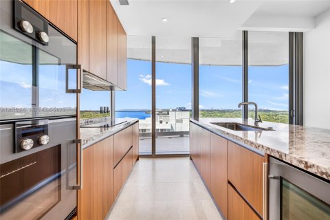 Copropriété à vendre à Miami, Floride: 2 chambres, 109.53 m2 № 2242716 - photo 22