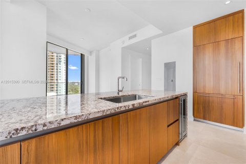 Copropriété à vendre à Miami, Floride: 2 chambres, 109.53 m2 № 2242716 - photo 24