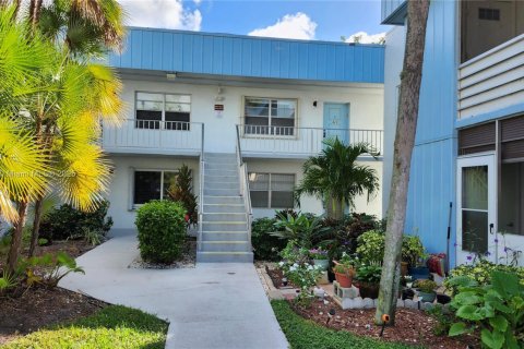 Condo in Delray Beach, Florida, 2 bedrooms  № 1953357 - photo 20