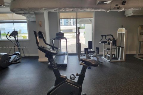 Condominio en alquiler en Hollywood, Florida, 3 dormitorios, 137.68 m2 № 1924871 - foto 27