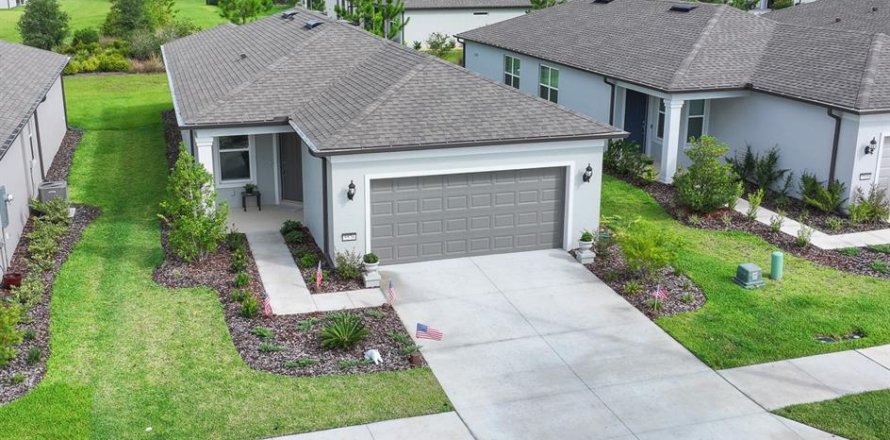 Casa en Ocala, Florida 2 dormitorios, 130.62 m2 № 1829396