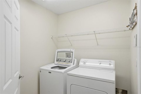 House in Orange City, Florida 4 bedrooms, 166.02 sq.m. № 2216870 - photo 23