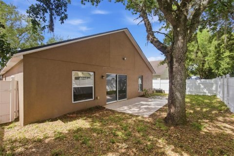 House in Orange City, Florida 4 bedrooms, 166.02 sq.m. № 2216870 - photo 29