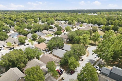 House in Orange City, Florida 4 bedrooms, 166.02 sq.m. № 2216870 - photo 27