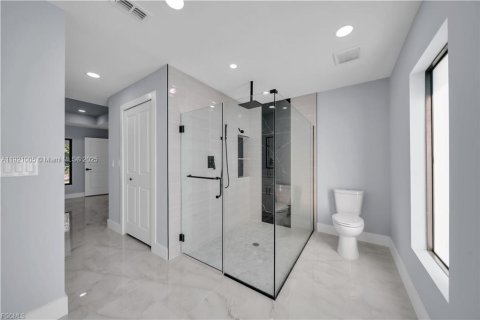 Купить виллу или дом в Лихай-Эйкерс, Флорида 3 спальни, 151.34м2, № 2018410 - фото 18