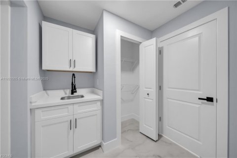 Купить виллу или дом в Лихай-Эйкерс, Флорида 3 спальни, 151.34м2, № 2018410 - фото 28