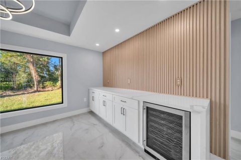 Купить виллу или дом в Лихай-Эйкерс, Флорида 3 спальни, 151.34м2, № 2018410 - фото 3