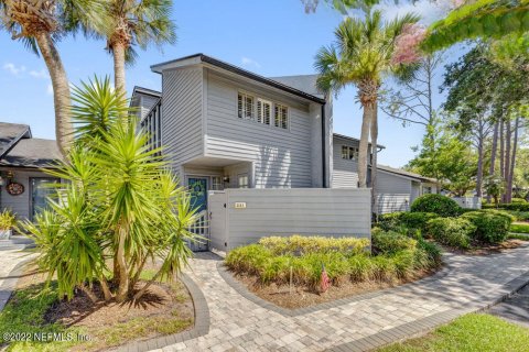 Condominio en alquiler en Ponte Vedra Beach, Florida, 2 dormitorios, 148.64 m2 № 765678 - foto 1