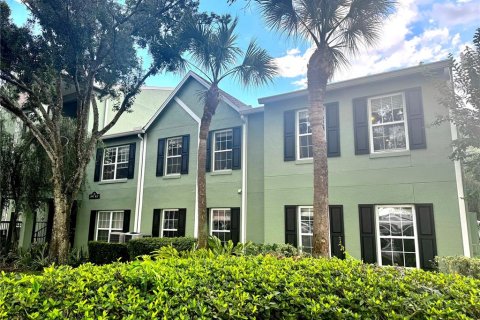 Condo in Orlando, Florida, 4 bedrooms  № 1906214 - photo 1