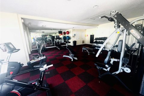 Condo in Orlando, Florida, 4 bedrooms  № 1906214 - photo 28