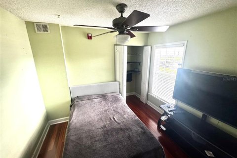 Condo in Orlando, Florida, 4 bedrooms  № 1906214 - photo 27