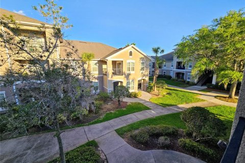 Condo in Orlando, Florida, 3 bedrooms № 2224850 - photo 16