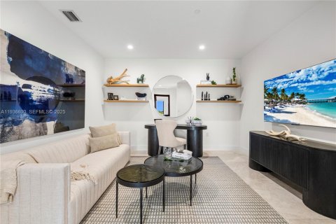 Condo in Coral Gables, Florida, 2 bedrooms  № 1994713 - photo 16