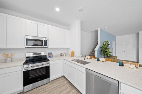 Townhouse in Ocala, Florida 3 bedrooms, 158.58 sq.m. № 1853637 - photo 6