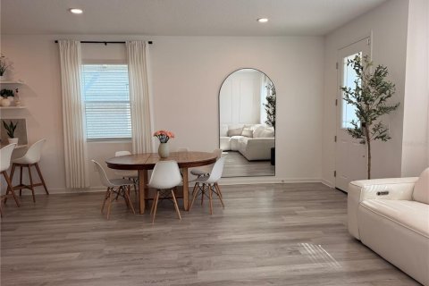 Touwnhouse à louer à Orlando, Floride: 4 chambres, 155.89 m2 № 2437158 - photo 5