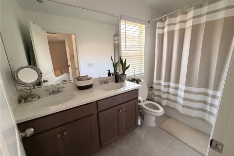 Touwnhouse à louer à Orlando, Floride: 4 chambres, 155.89 m2 № 2437158 - photo 21