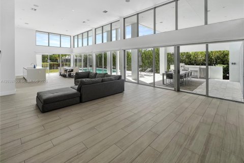 Villa ou maison à louer à Weston, Floride: 4 chambres, 314.85 m2 № 2089478 - photo 7