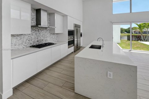 Villa ou maison à louer à Weston, Floride: 4 chambres, 314.85 m2 № 2089478 - photo 13