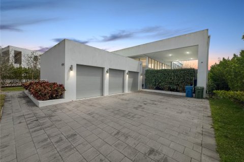 Villa ou maison à Weston, Floride 4 chambres, 314.85 m2 № 2089478