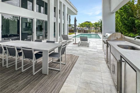 Villa ou maison à louer à Weston, Floride: 4 chambres, 314.85 m2 № 2089478 - photo 28