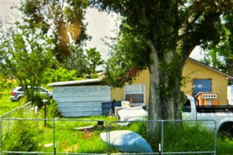 House in Arcadia, Florida 2 bedrooms, 83.15 sq.m. № 1916139 - photo 1