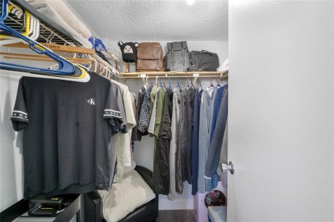 Condominio en venta en Coral Springs, Florida, 2 dormitorios, 99.22 m2 № 2250397 - foto 17