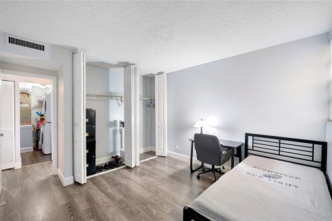 Condominio en venta en Coral Springs, Florida, 2 dormitorios, 99.22 m2 № 2250397 - foto 10