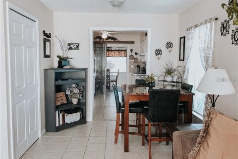 Immobilier commercial à vendre à North Port, Floride: 4 chambres, 208.47 m2 № 1778121 - photo 7