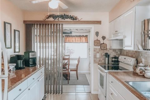 Immobilier commercial à vendre à North Port, Floride: 4 chambres, 208.47 m2 № 1778121 - photo 10