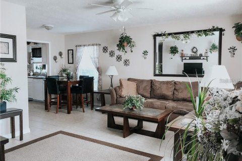 Immobilier commercial à vendre à North Port, Floride: 4 chambres, 208.47 m2 № 1778121 - photo 6