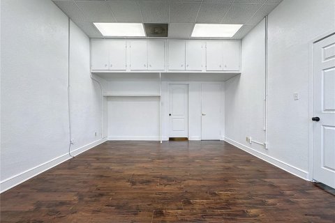 Commercial property in Kissimmee, Florida 25.55 sq.m. № 2378003 - photo 23