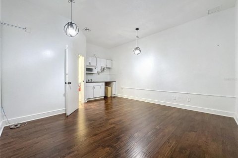 Commercial property in Kissimmee, Florida 25.55 sq.m. № 2378003 - photo 20