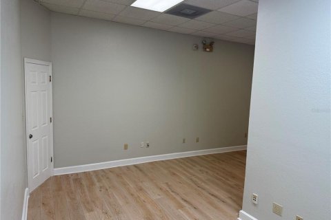 Commercial property in Kissimmee, Florida 25.55 sq.m. № 2378003 - photo 30