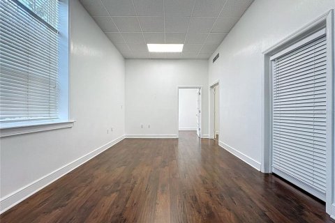 Commercial property in Kissimmee, Florida 25.55 sq.m. № 2378003 - photo 25