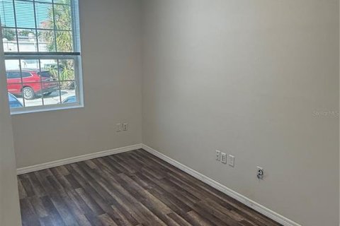 Commercial property in Kissimmee, Florida 25.55 sq.m. № 2378003 - photo 27