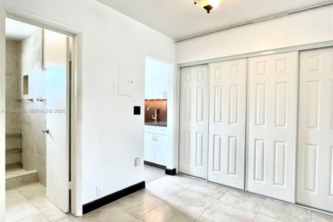 Condominio en alquiler en Miami Beach, Florida, 38.18 m2 № 2000922 - foto 12