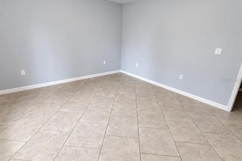 Villa ou maison à vendre à Kissimmee, Floride: 4 chambres, 188.59 m2 № 2408196 - photo 23