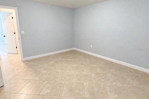 Villa ou maison à vendre à Kissimmee, Floride: 4 chambres, 188.59 m2 № 2408196 - photo 13