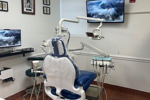 Immobilier commercial à Hollywood, Floride № 1948026