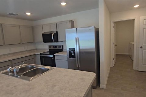 Casa en venta en Poinciana, Florida, 4 dormitorios, 198.25 m2 № 2377449 - foto 12