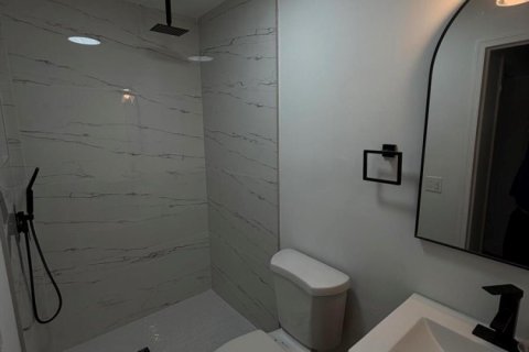 Villa ou maison à vendre à West Palm Beach, Floride: 5 chambres, 173.36 m2 № 2177188 - photo 23