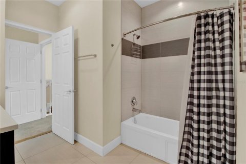 Adosado en venta en Clermont, Florida, 3 dormitorios, 139.45 m2 № 1877394 - foto 25