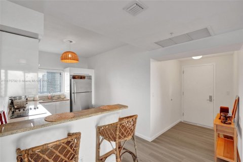 Снять в аренду кондоминиум в Майами, Флорида 2 спальни, 109.07м2, № 1927151 - фото 18