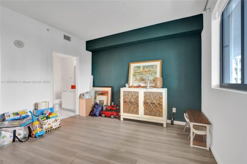 Снять в аренду кондоминиум в Майами, Флорида 2 спальни, 109.07м2, № 1927151 - фото 29