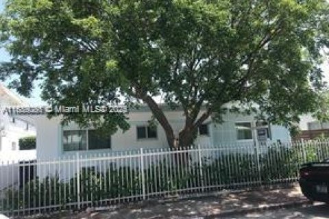 Снять в аренду квартиру в Майами-Бич, Флорида 1 спальня, № 1941239 - фото 7