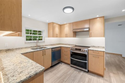 Villa ou maison à vendre à Hawthorne, Floride: 3 chambres, 201.04 m2 № 2321633 - photo 6