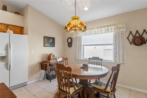 Villa ou maison à vendre à Spring Hill, Floride: 3 chambres, 157.66 m2 № 2427341 - photo 17